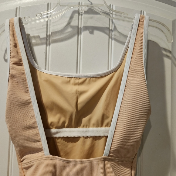 Lane Snow One Piece Swimsuit *NEW* - Picture 7 of 11